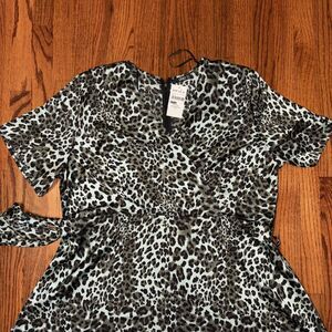 QUIZ NWT Size 20 Curve Green Satin Leopard Print Dress with High-Low